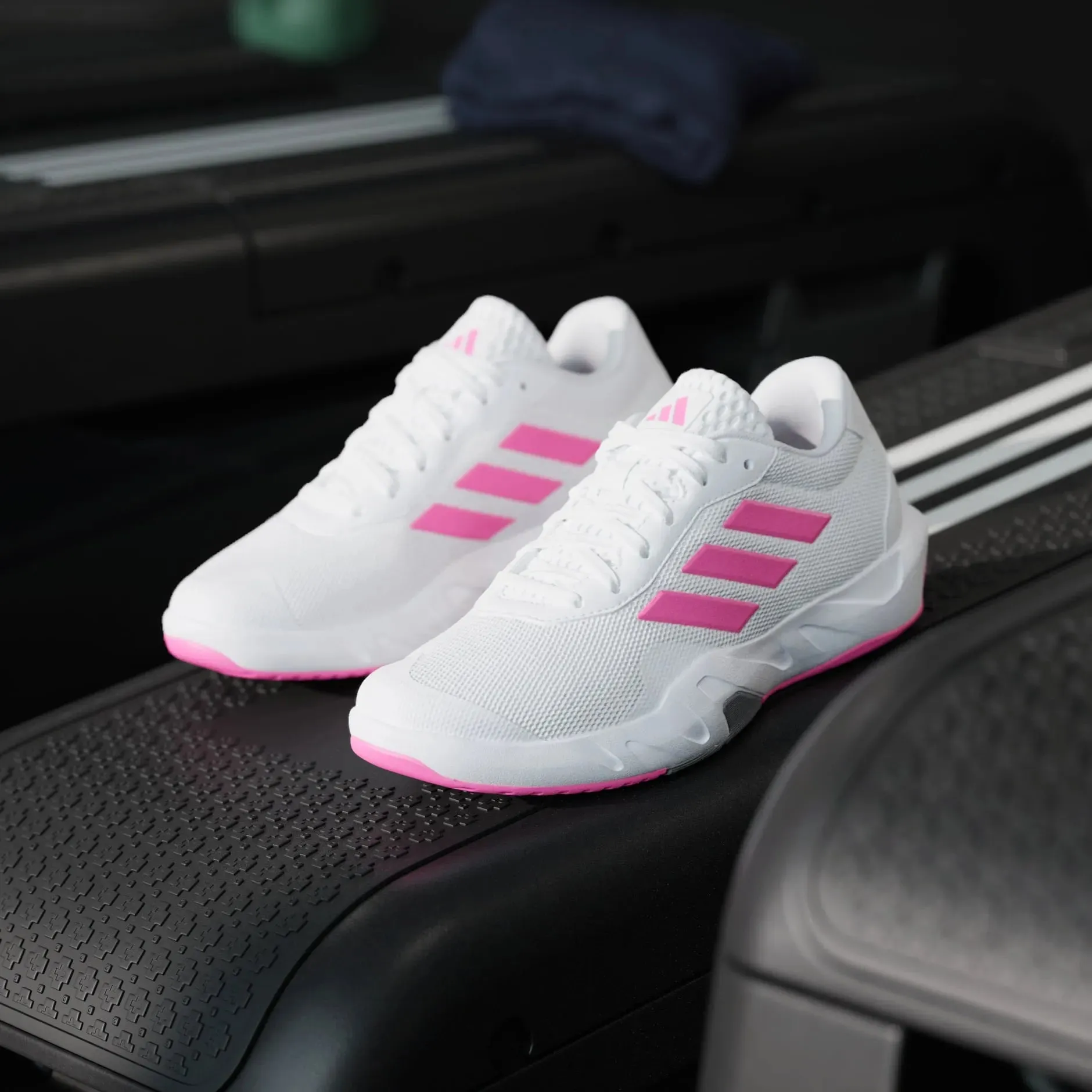 Amplimove VERSATILE Trainer Shoes ID8640
