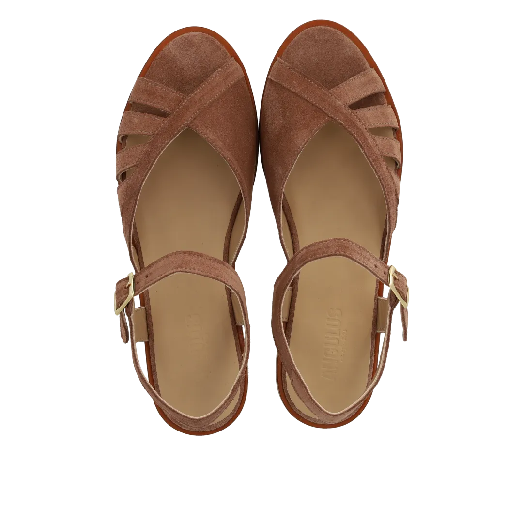 Classic strappy sandal
