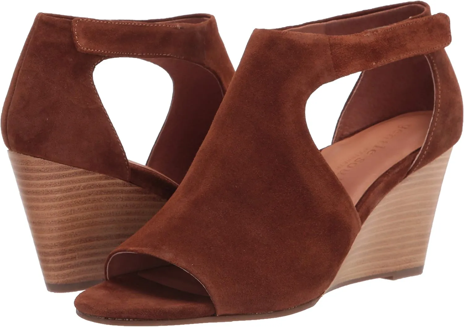 Gentle Souls by Kenneth Cole Women's Wedge Sandal