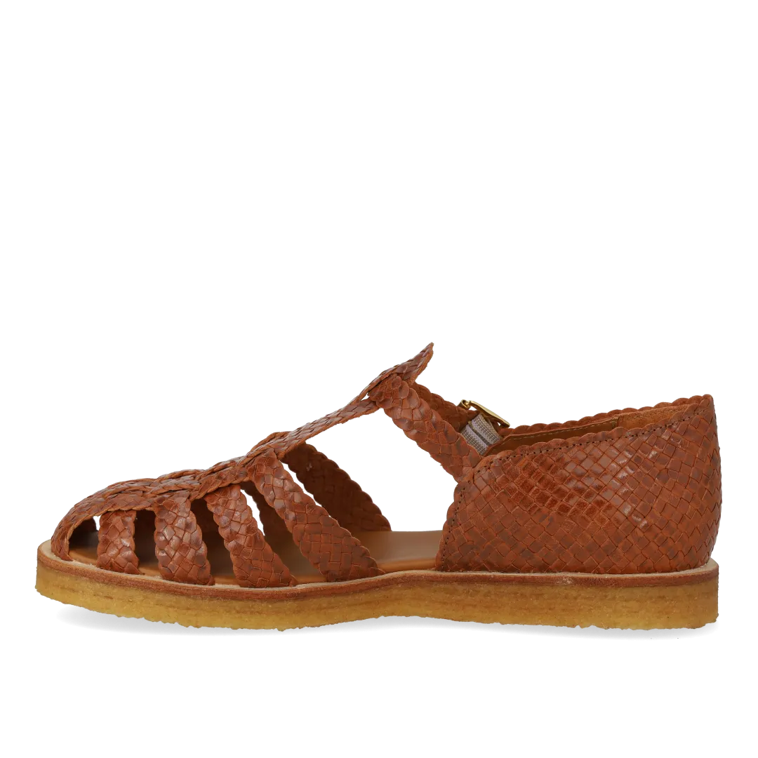 Hand-braided strap sandal with buckle
