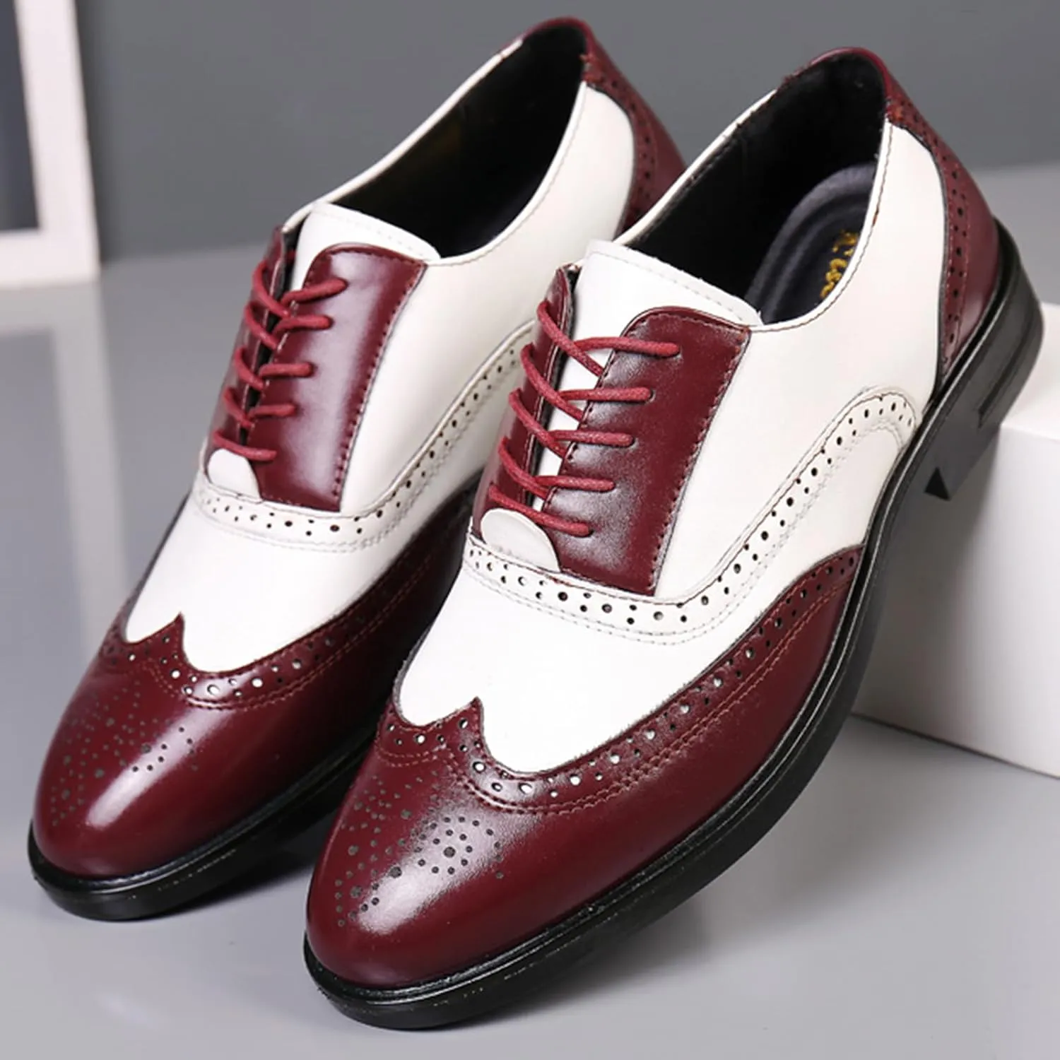 Men's Wingtip Patchwork Two Tone Brogue Oxfords Shoes Fashion Hand Stitched Round-Toe Lace up Low Top Leather Dress Shoes Comfortable Casual Business Formal Derby Shoes