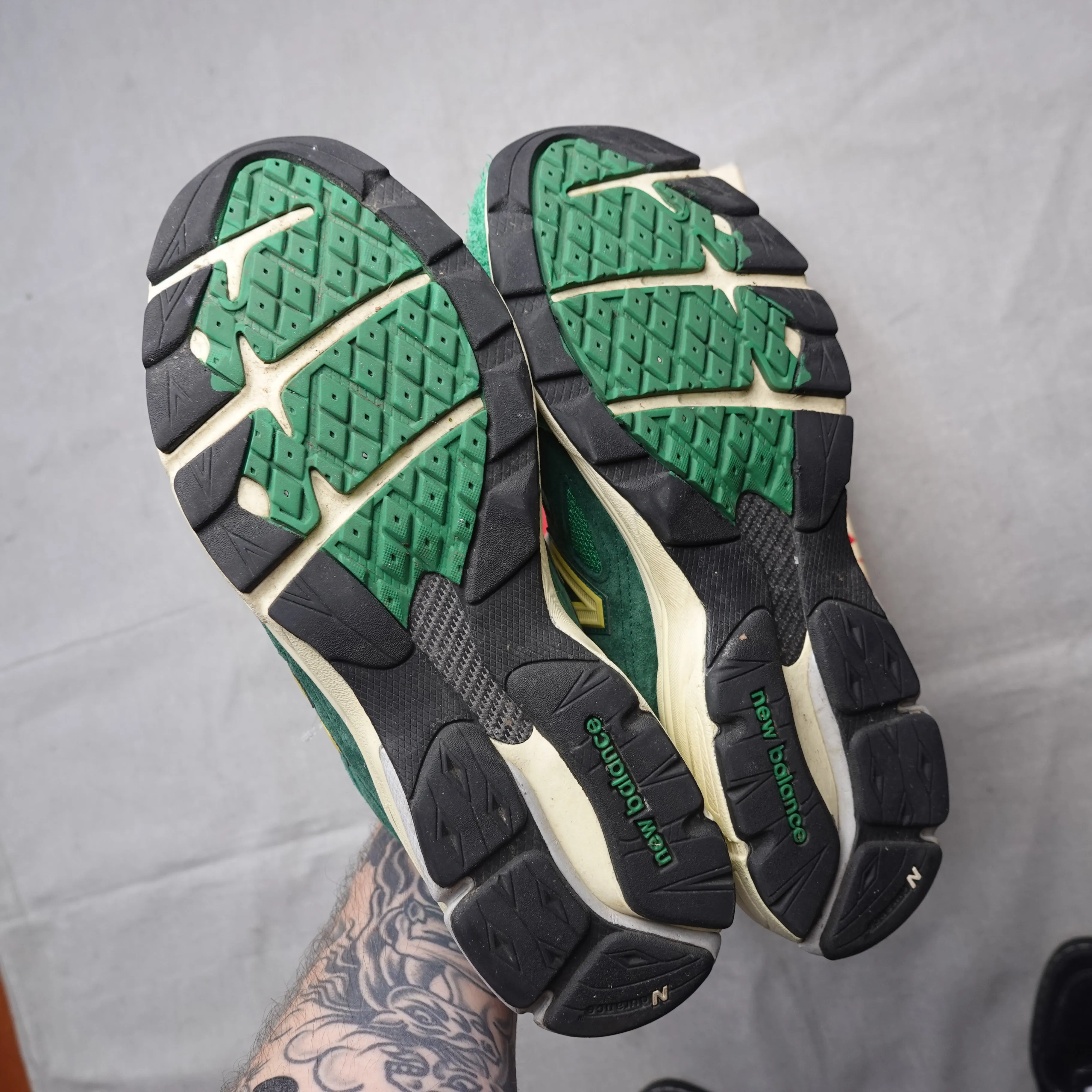 NB990v3 MiUSA Varsity Green Gold - Size 10M