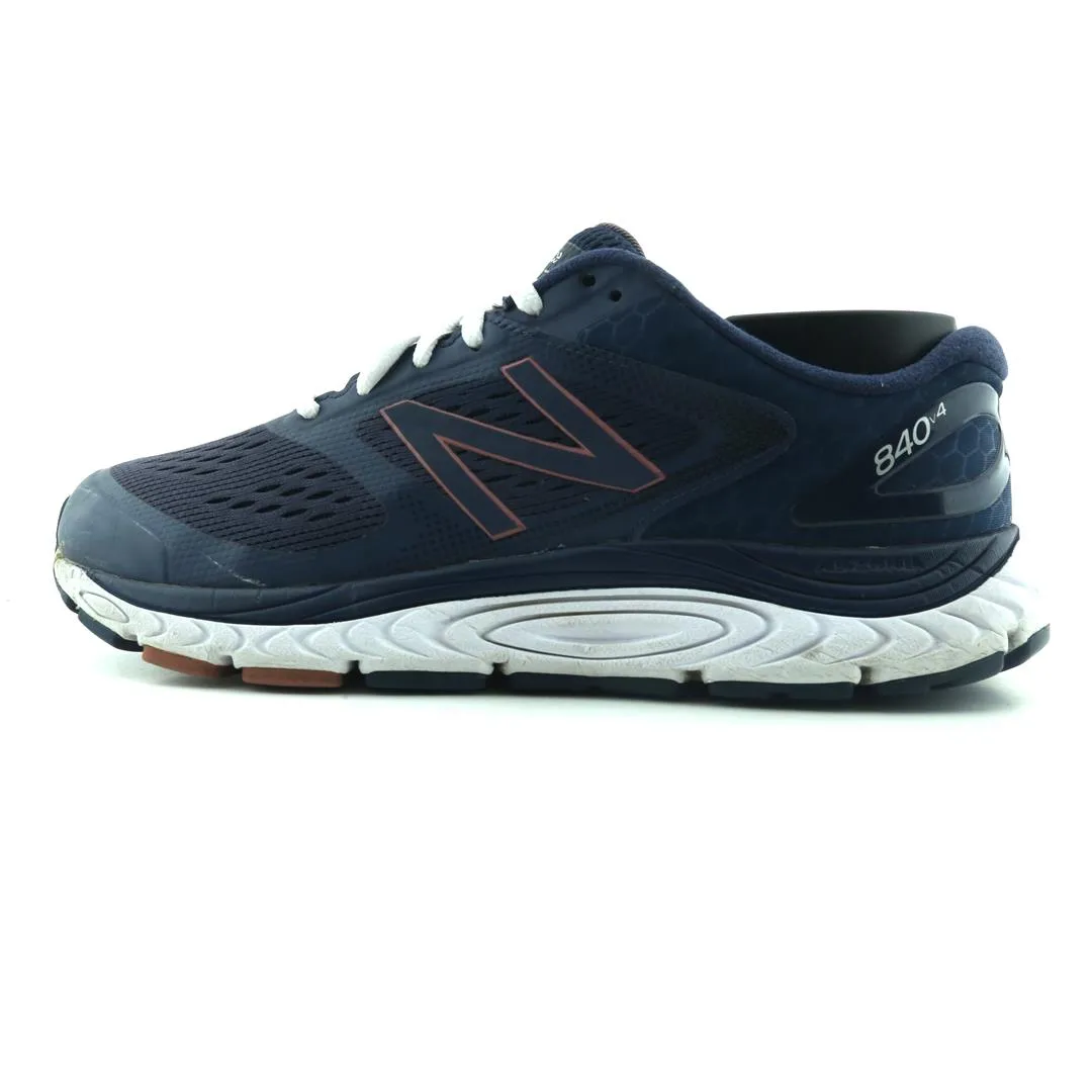 NEW BALANCE 840V4