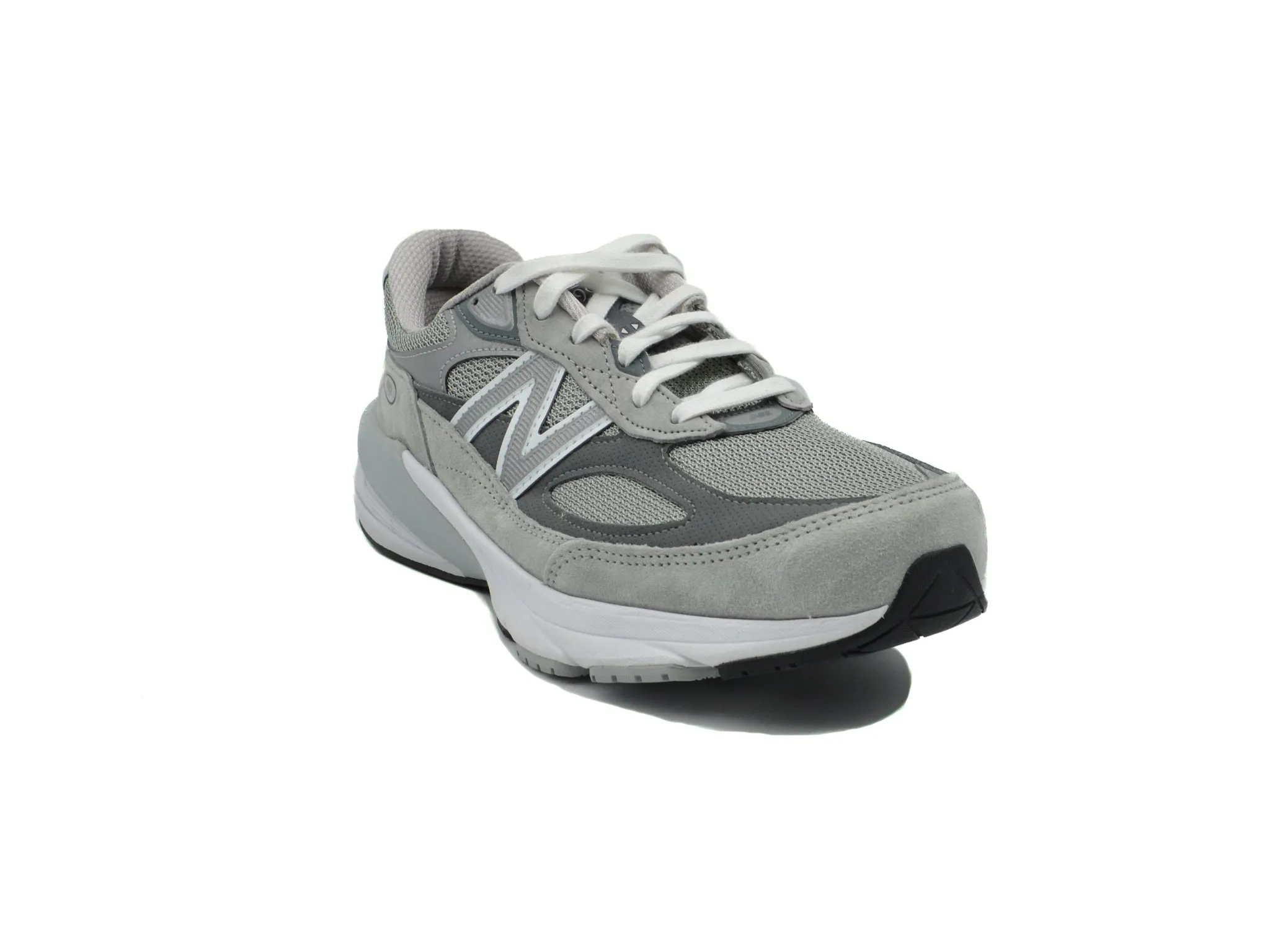 NEW BALANCE 990v6