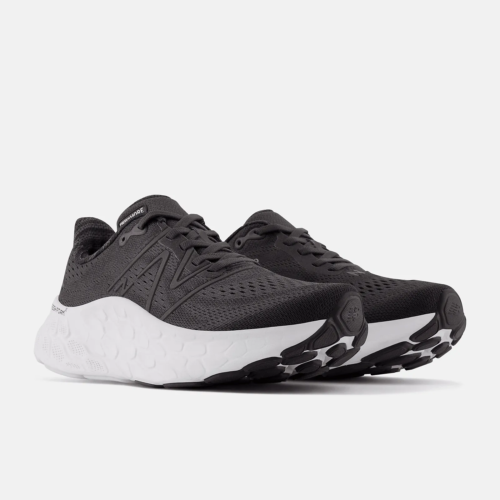 New Balance Fresh Foam X More V4