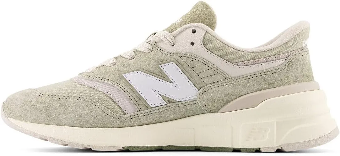 New Balance Men's Modern Sneaker