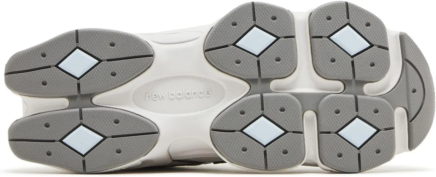 New Balance Women's 327 Sneaker