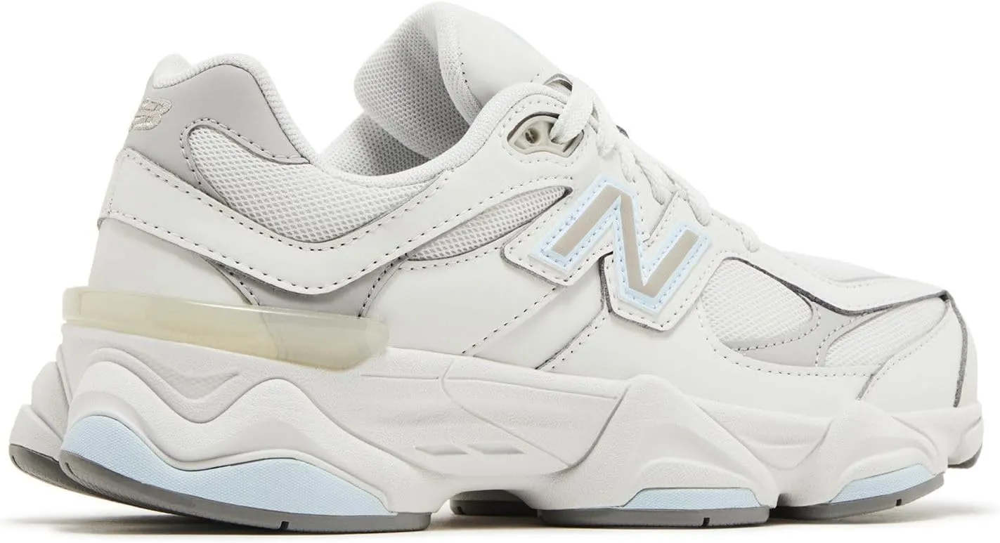 New Balance Women's 327 Sneaker