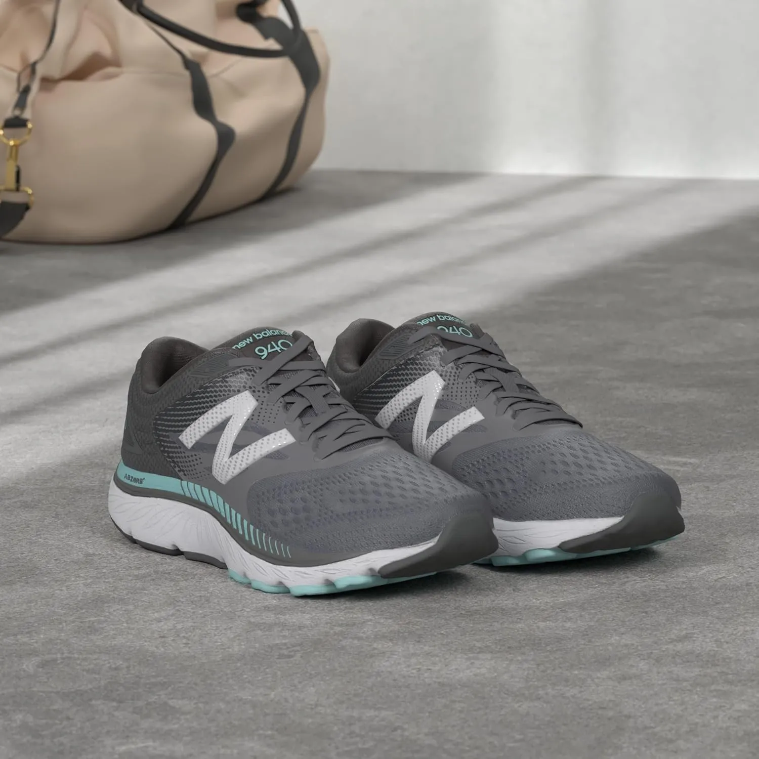 New Balance Women's 940 V4 Running Shoe