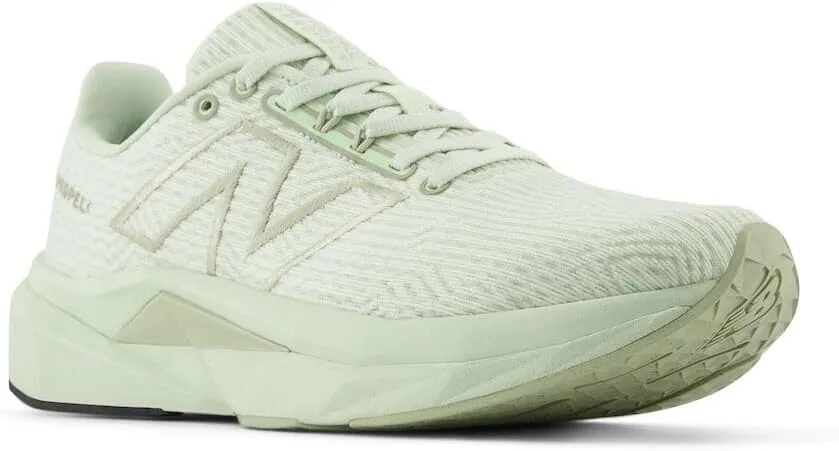 New Balance Women's Fuelcell Propel V5