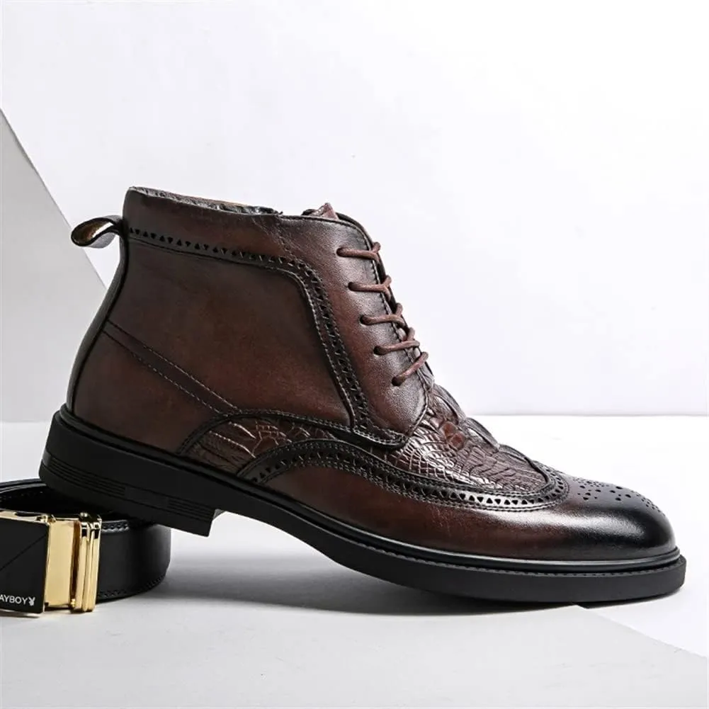 New Lace Up Round Toe Boots For Men Derby Burnished Toe Carved Brogue Win Tip Cowhide Leather Anti-slip Slip Resistant Wearable Stylish Classic Fashion