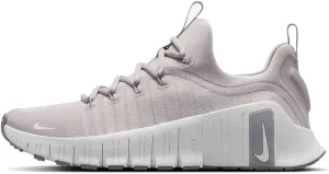 Nike Women's Free Metcon 6 Sneaker
