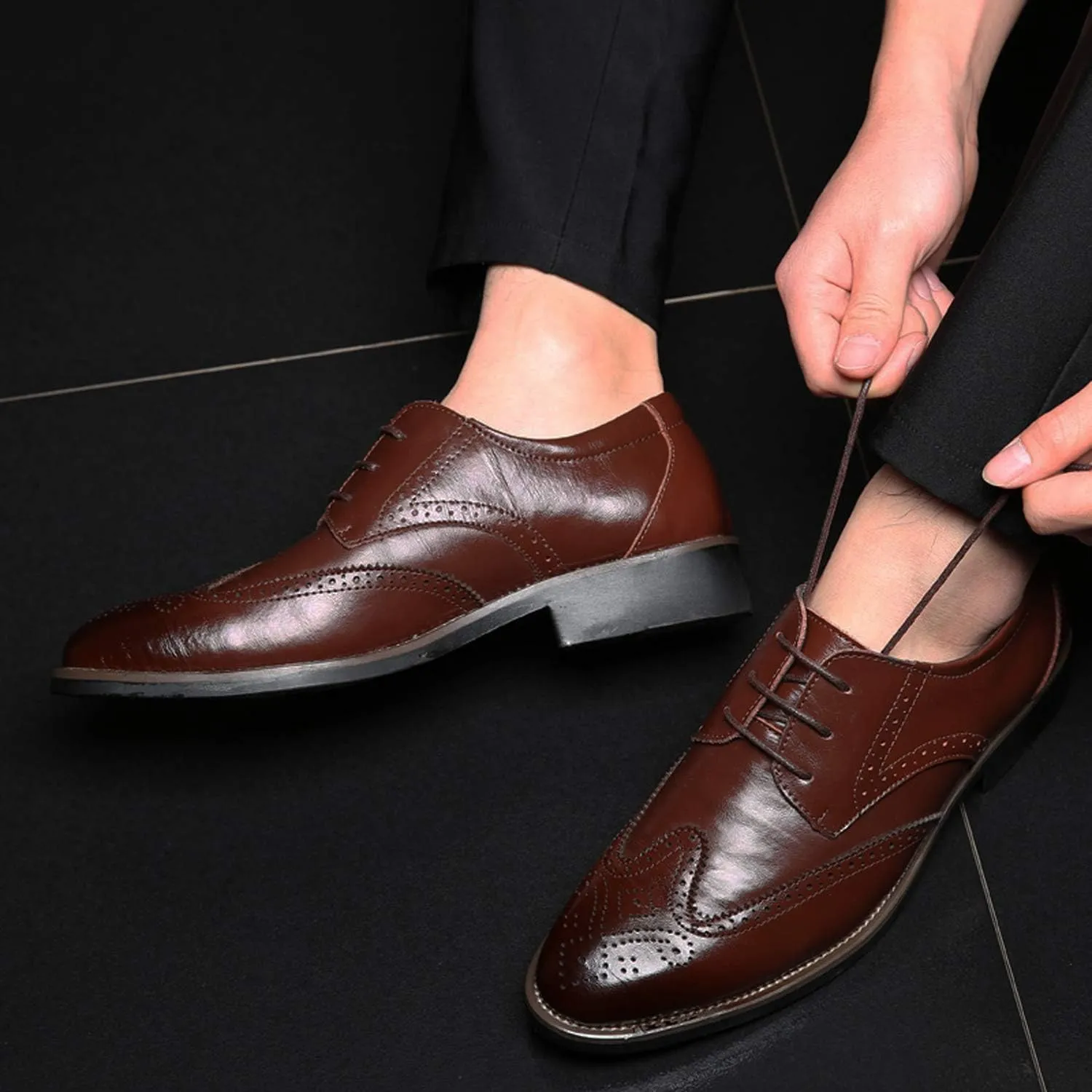 Santimon Men's Wingtip Oxford Shoes Classic Brogue Dress PU Leather Lace Up Casual Shoes