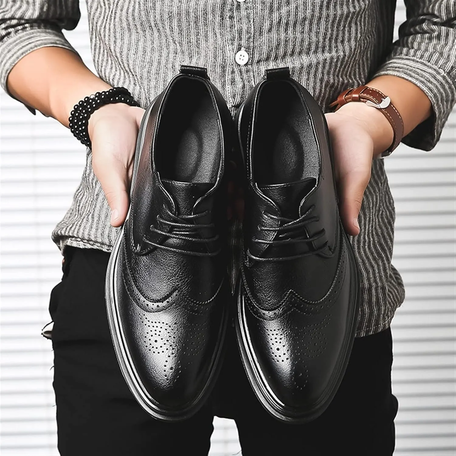 Single Season Formal Shoes for Men Lace Up Wing Tip Brogue Derby Shoes Cowhide Anti-Slip Rubber Sole Non Slip Resistant Wedding Very Popular Among Young People