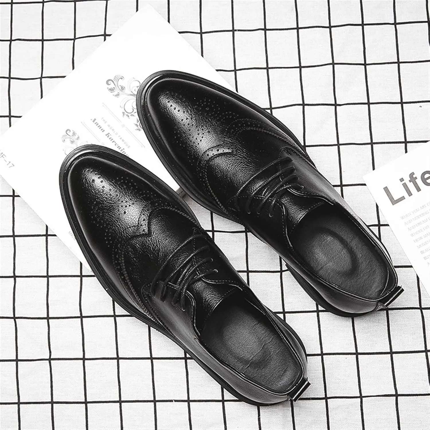 Single Season Formal Shoes for Men Lace Up Wing Tip Brogue Derby Shoes Cowhide Anti-Slip Rubber Sole Non Slip Resistant Wedding Very Popular Among Young People