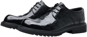 Sophisticated Men's Wingtip Oxford Shoes with Brogue Detailing and Leather Sole for Formal Events
