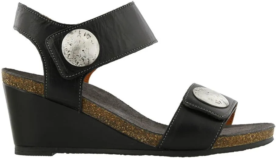 Taos Women's Carousel Wedge Sandal